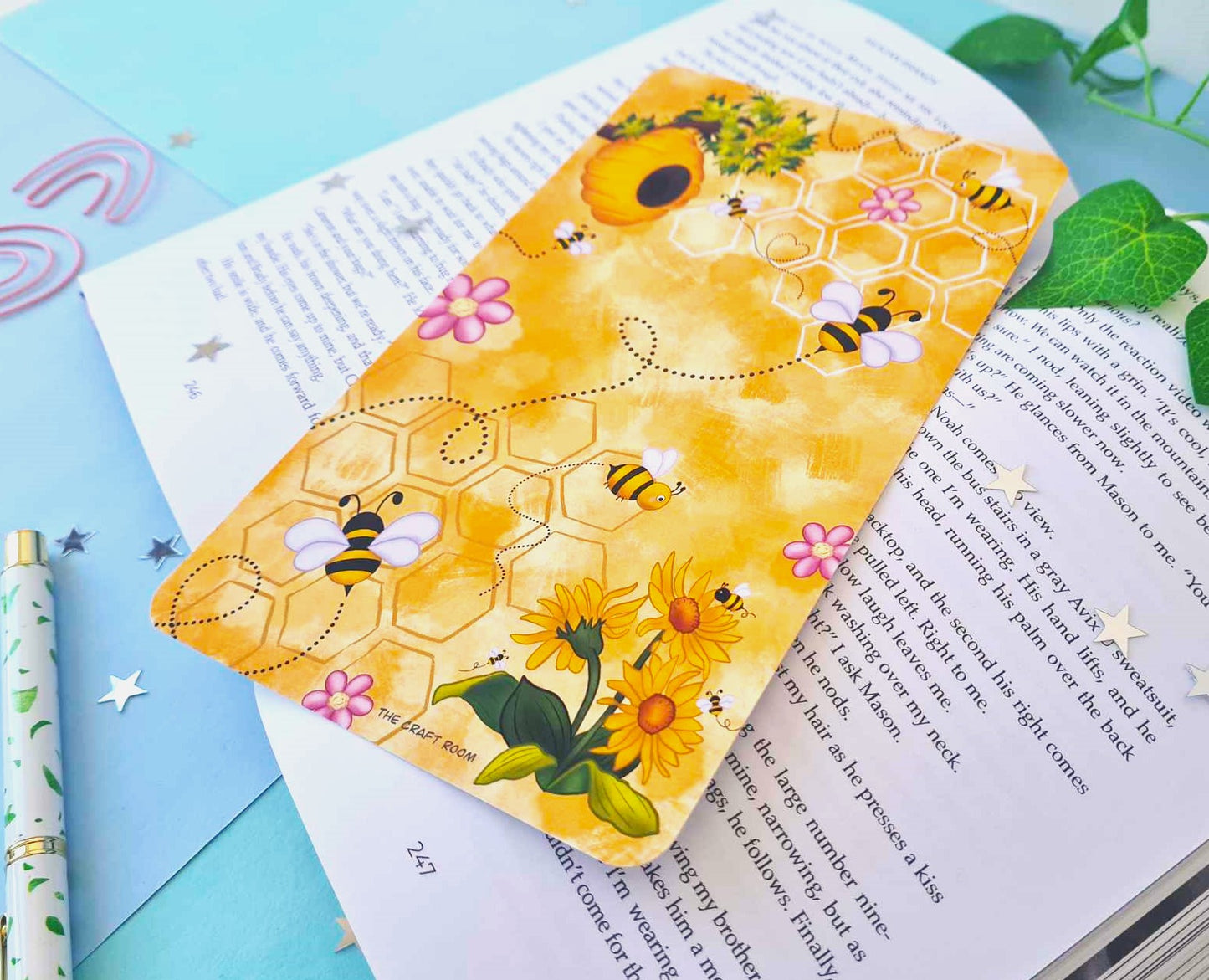 Bee Kindle Insert