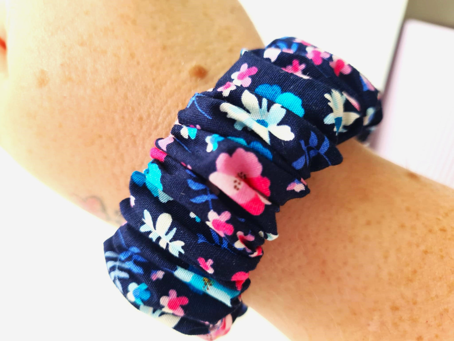 Ditsy Flower Scrunchie Wristlet